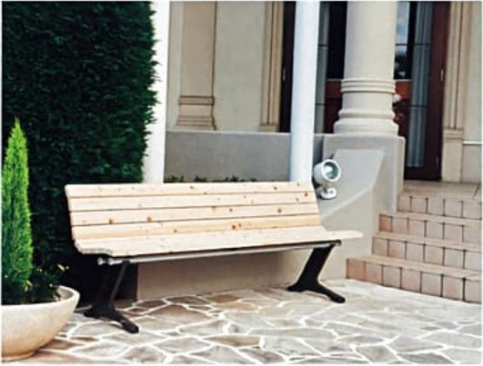 モリマーキンキの木製ベンチCB-21シリーズ使用イメージ